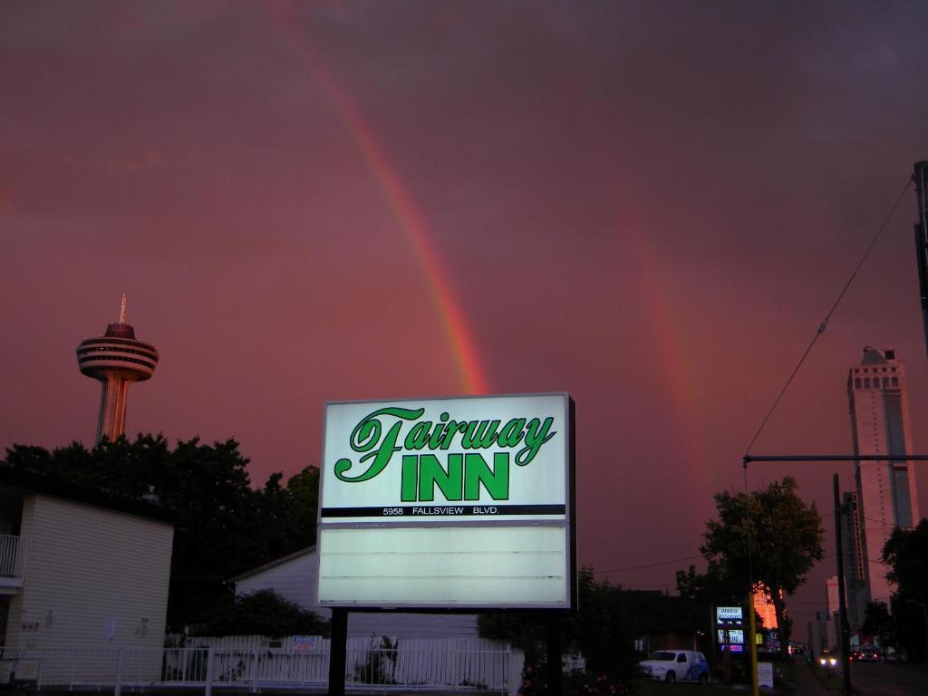 Fairway Inn By The Falls Niagara Falls Exteriör bild