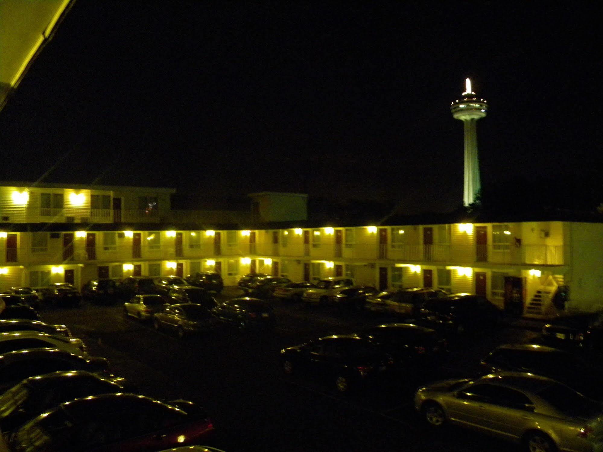 Fairway Inn By The Falls Niagara Falls Exteriör bild