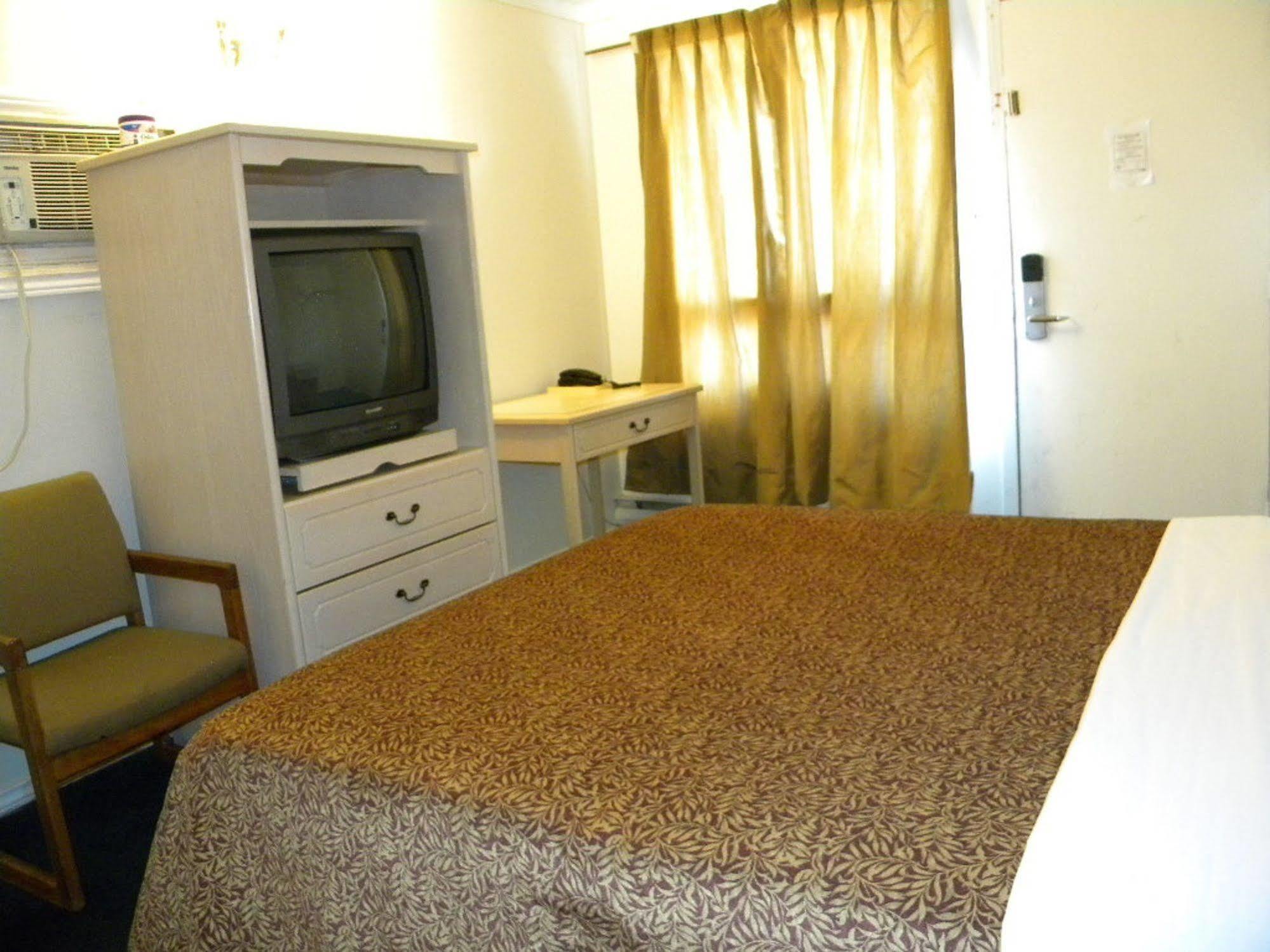 Fairway Inn By The Falls Niagara Falls Exteriör bild